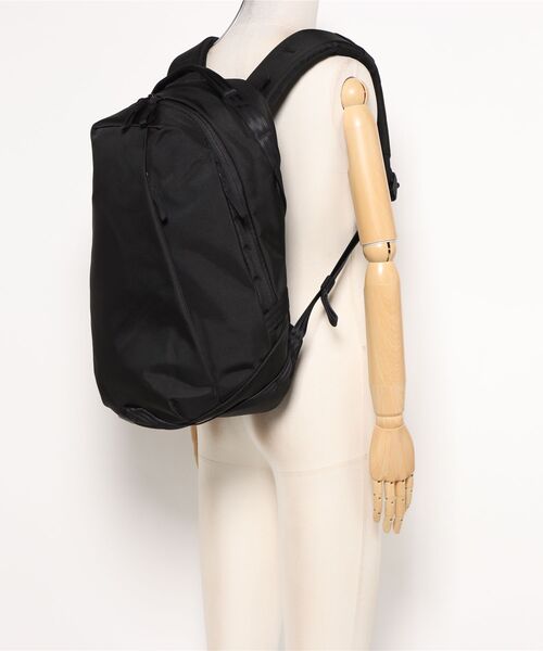 NAUGHTIAM(ノーティアム)の「【ABLE CARRY/エイブルキャリー】 Daily Plus デイリープラス 21L Ballistic Black(バックパック/リュック・メンズ・ブラック・FREE)」の5枚目の写真