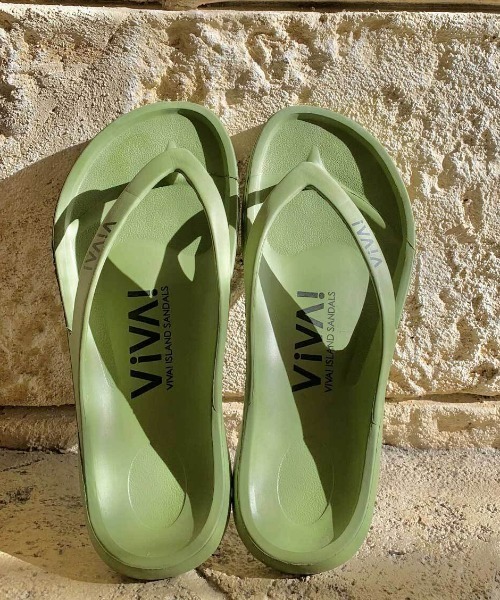 VIVA ISLAND(ビバアイランド)の「【VIVA ISLAND】日本製 VIVA!ISLAND FLIP FLOP(サンダル・メンズ・レモンイエロー/ブラック/ターコイズブルー/インディゴブルー/ブルー/ホワイト/カーキ/ラベンダー/サーモンピンク/レッド系その他・20/28/23/25/21/27/26/24/22)」の4枚目の写真