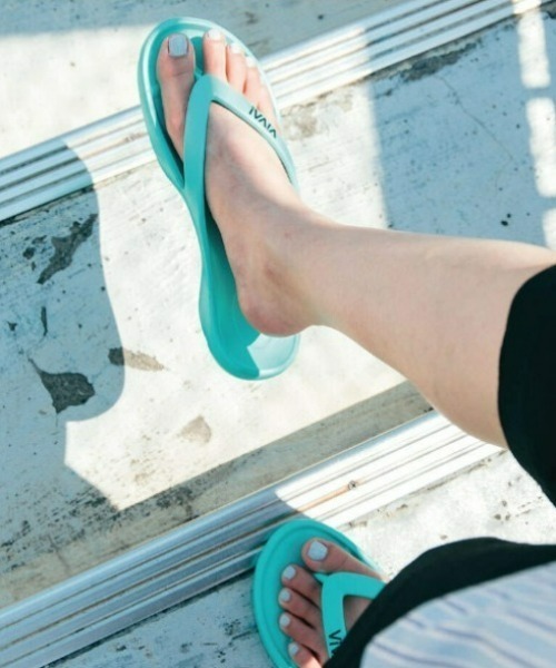 VIVA ISLAND(ビバアイランド)の「【VIVA ISLAND】日本製 VIVA!ISLAND FLIP FLOP(サンダル・メンズ・レモンイエロー/ブラック/ターコイズブルー/インディゴブルー/ブルー/ホワイト/カーキ/ラベンダー/サーモンピンク/レッド系その他・20/28/23/25/21/27/26/24/22)」の5枚目の写真
