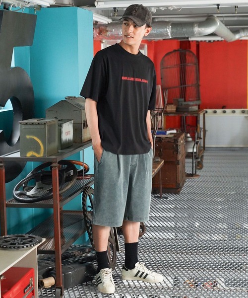 BAYFLOW(ベイフロー)の「【Billie Eilish(ビリー・アイリッシュ)】プリントTシャツ(Tシャツ/カットソー・メンズ・ブラック/レッド・MEDIUM/LARGE)」の17枚目の写真