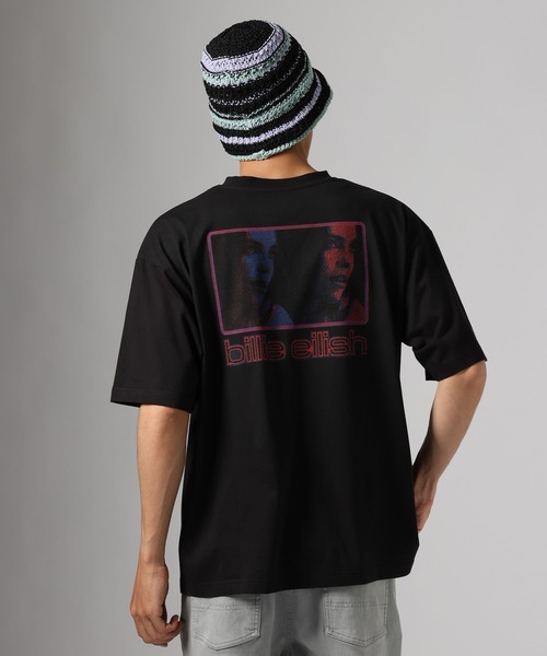 BAYFLOW(ベイフロー)の「【Billie Eilish(ビリー・アイリッシュ)】プリントTシャツ(Tシャツ/カットソー・メンズ・ブラック/レッド・MEDIUM/LARGE)」の9枚目の写真