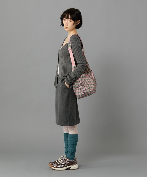 Casselini（キャセリーニ）の「Casselini(キャセリーニ)ラウンドBIGショルダー（ショルダーバッグ・レディース・シルバー/チャコール/アイボリー/ブラック/ピンク/ブルー・FREE）」の21枚目の写真