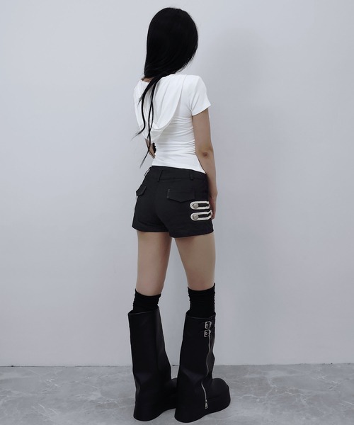 FOLLOWIN(フォロウィン)の「【FOLLOWIN MADE】ナポレオンボタンショートパンツ【セットアップ対応】(その他パンツ・レディース・ブラック・SMALL/LARGE/MEDIUM)」の8枚目の写真