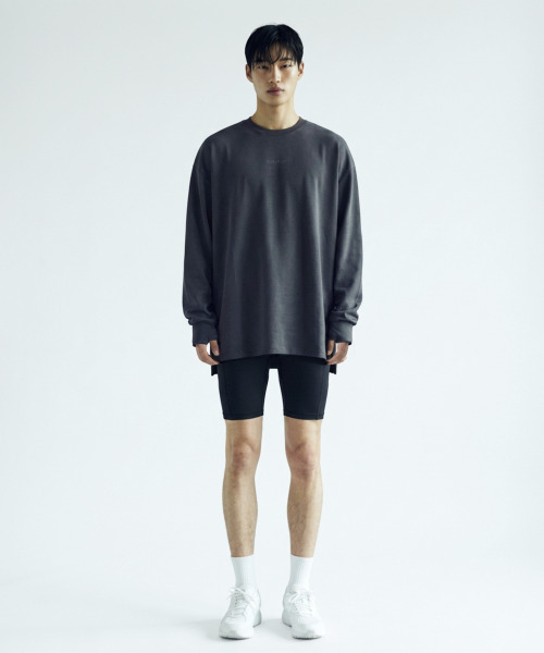 SLOUPLAY（スロープレイ）の「[MENS] アクティブヒップカバー指穴Tシャツ(2色)（Tシャツ/カットソー・レディース・チャコール/アイボリー・FREE）」の7枚目の写真