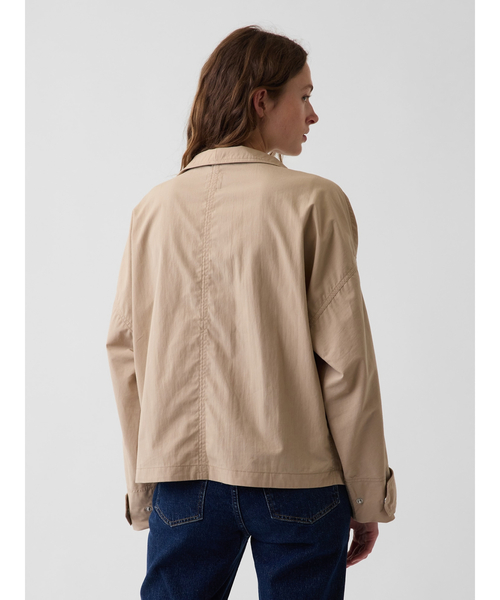 GAP（ギャップ）の「ポプリン オーバーサイズ アノラックジャケット（その他アウター・レディース・ブラック/ベージュ・XS/M/L/XXS/S）」の5枚目の写真