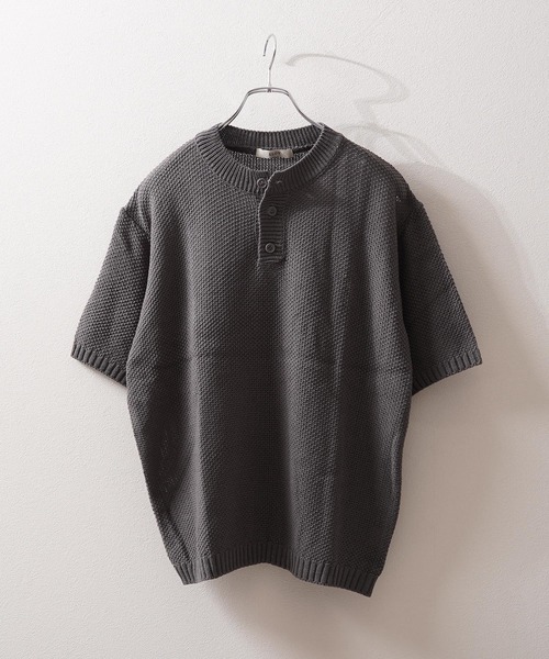 GLARE(グレア)の「【GLARE】ヘンリーネック クロップド サーマルニット / Henley Neck Cropped Thermal Knit(ニット/セーター・メンズ・カーキ/チャコールグレー/ブラック・FREE)」の12枚目の写真