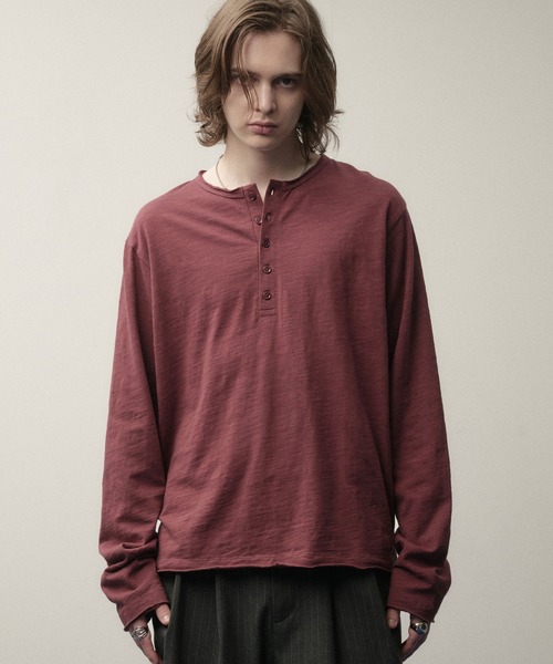 SELLE GLANT(セレグランテ)の「HENRY NECK SLUB LONG SLEEVE T-SHIRT / ヘンリーネックスラブロングTシャツ(Tシャツ/カットソー・メンズ・グレイッシュベージュ/ダークブラウン/カーキ/ブラック系/グレイッシュブルー/ボルドー/オフホワイト/ブラック・SMALL/LARGE/MEDIUM)」の8枚目の写真