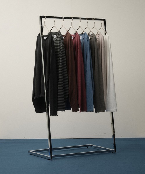 SELLE GLANT(セレグランテ)の「HENRY NECK SLUB LONG SLEEVE T-SHIRT / ヘンリーネックスラブロングTシャツ(Tシャツ/カットソー・メンズ・グレイッシュベージュ/ダークブラウン/カーキ/ブラック系/グレイッシュブルー/ボルドー/オフホワイト/ブラック・SMALL/LARGE/MEDIUM)」の15枚目の写真