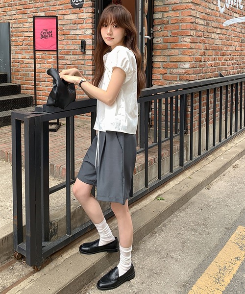 Girly Doll（ガーリードール）の「タック入りワイドショートパンツ（その他パンツ・レディース・グレー/ブラック・FREE）」の9枚目の写真