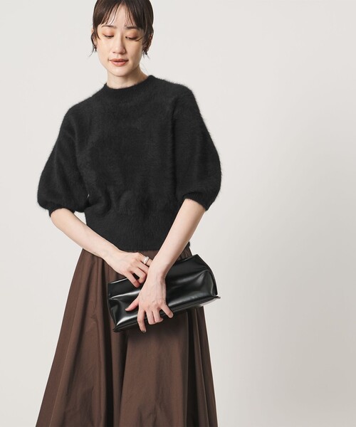 UNITED ARROWS(ユナイテッドアローズ)の「フォックスカシミヤ パフスリーブ ニット(ニット/セーター・レディース・クリーム/ロイヤルブルー/ダークブラウン/ブラック・FREE)」の7枚目の写真