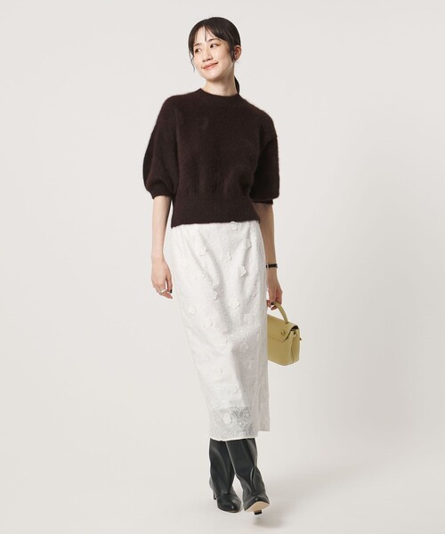 UNITED ARROWS(ユナイテッドアローズ)の「フォックスカシミヤ パフスリーブ ニット(ニット/セーター・レディース・クリーム/ロイヤルブルー/ダークブラウン/ブラック・FREE)」の10枚目の写真