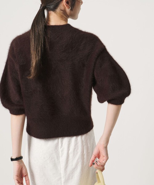 UNITED ARROWS(ユナイテッドアローズ)の「フォックスカシミヤ パフスリーブ ニット(ニット/セーター・レディース・クリーム/ロイヤルブルー/ダークブラウン/ブラック・FREE)」の13枚目の写真
