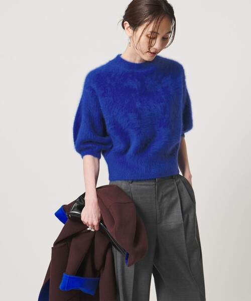 UNITED ARROWS(ユナイテッドアローズ)の「フォックスカシミヤ パフスリーブ ニット(ニット/セーター・レディース・クリーム/ロイヤルブルー/ダークブラウン/ブラック・FREE)」の21枚目の写真