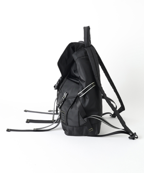 U by SPICK&SPAN（ユーバイスピックアンドスパン）の「《新宿・WEB限定 》GANNI / ガニーRe-Tech Sport Nylon Backpack（バックパック/リュック・レディース・ブラック・FREE）」の3枚目の写真