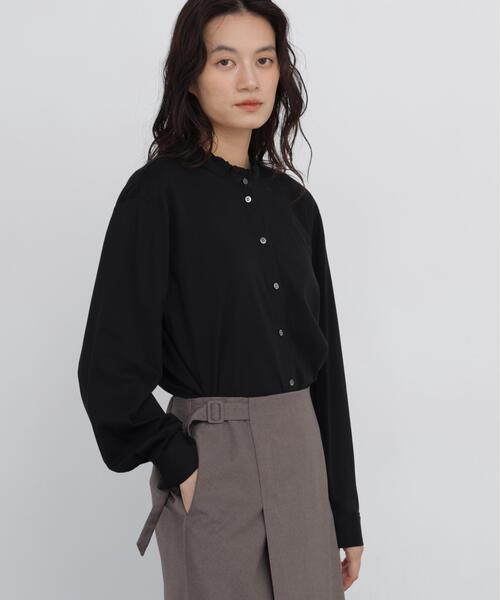 human woman(ヒューマンウーマン)の「◆【大人気!袖丈変更追加 / ウォッシャブル】スタンドフリルカットソー(Tシャツ/カットソー・レディース・ホワイト/ブラック/ブルー・MEDIUM)」の5枚目の写真