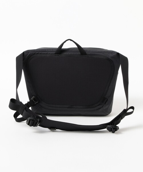 BEAMS(ビームス)の「ARCGrnvil10Courr(トートバッグ・メンズ・ブラック・ONE SIZE)」の3枚目の写真