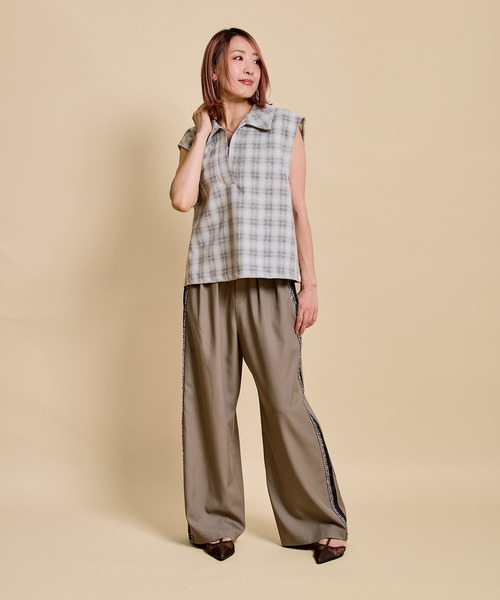 LHELBIE(レルビエ)の「サイドラインバイカラーパンツ(その他パンツ・レディース・モカ/ブラック/グレー・M)」の14枚目の写真
