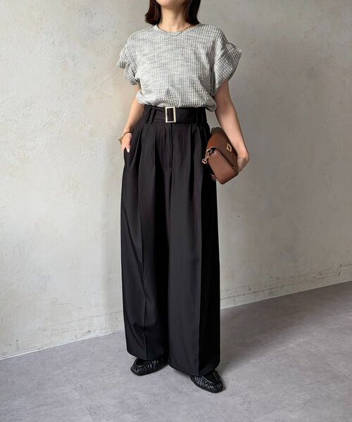 Thevon(ゼボン)の「袖バルーンカットツイードプルオーバー(Tシャツ/カットソー・レディース・ベージュ/グレー/ブラック・FREE)」の16枚目の写真