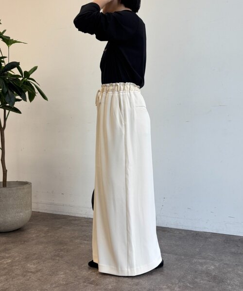 Jena espace merveilleux（ジェナ　エスパスメルヴェイユ）の「ビーズ刺繍ロンT（Tシャツ/カットソー・レディース・ブラック/オフホワイト/ライトグレー・FREE）」の15枚目の写真