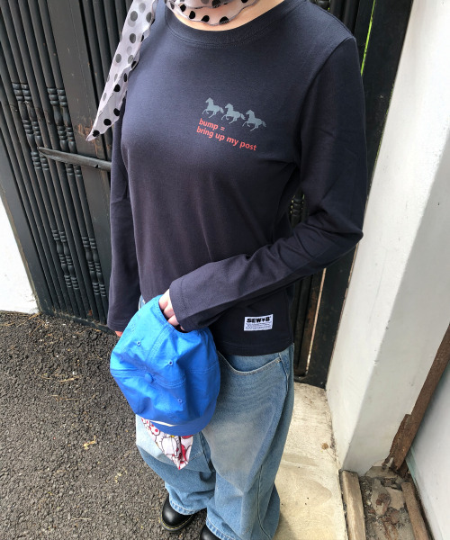 SEW-B（ソービー）の「セミクロップド bump post 長袖Tシャツ [ネイビー]（Tシャツ/カットソー・レディース・その他・FREE）」の12枚目の写真