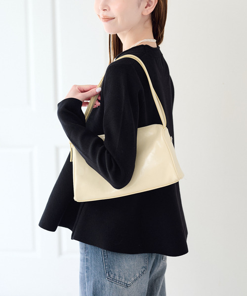 U by SPICK&SPAN（ユーバイスピックアンドスパン）の「ペプラムニット（ニット/セーター・レディース・ブラック/ホワイト・FREE）」の19枚目の写真
