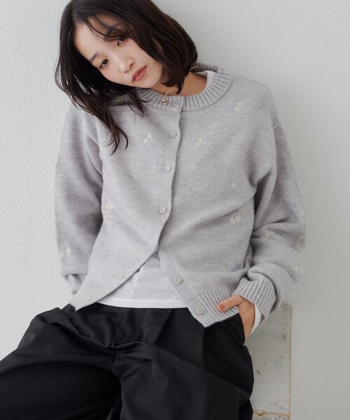 DISCOAT(ディスコート)の「花柄刺繍カーディガン(カーディガン/ボレロ・レディース・レモンイエロー/グレー/ブラウン・FREE)」の8枚目の写真