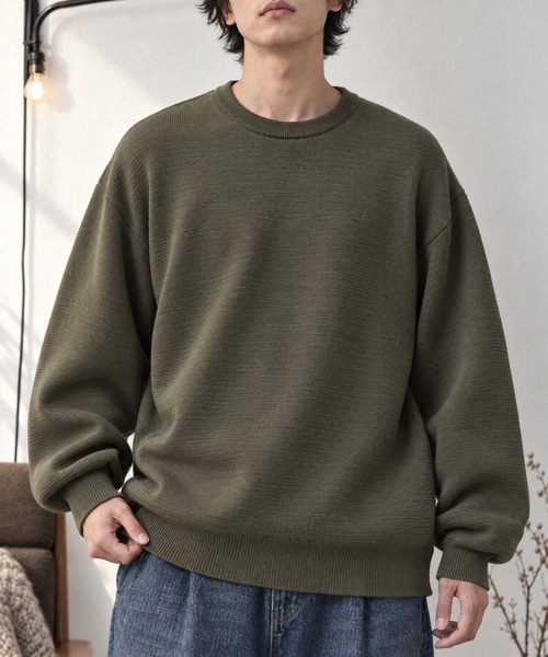 MONO-MART(モノマート)の「【EASY COMFORTシリーズ】ミラノリブ リラックスフィット ニットプルオーバー / クルーネック・Vネック<マシンウォッシャブル>(ニット/セーター・メンズ・杢グレー/ブラック/ダークネイビー/ネイビー系/ブルー系/ブラック系/レッド系/アイボリー/チャコール/ブラウン系/ブラウン系2/ダークオリーブ・S/M/L)」の8枚目の写真