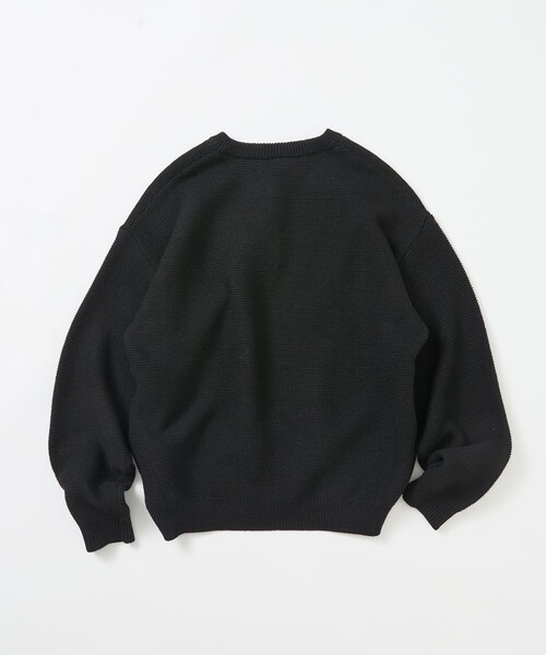 FREAK'S STORE(フリークスストア)の「限定展開 リラックスフィット ワンポイントロゴ ヘンリーネックニット(ニット/セーター・メンズ・ベージュ/ブラウン/チャコールグレー/ネイビー/ブラック・SMALL/MEDIUM/LARGE)」の13枚目の写真