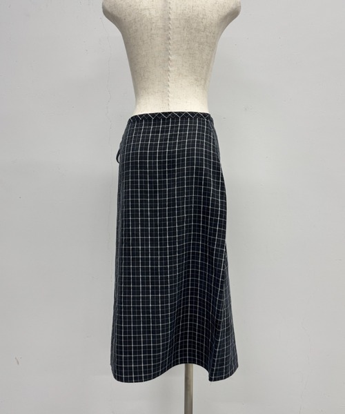 PROVOKE (プロヴォーク)の「CHECK WRAP SKIRT(スカート・レディース・ブラウン/ブラック・FREE)」の4枚目の写真