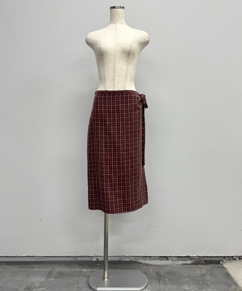 PROVOKE (プロヴォーク)の「CHECK WRAP SKIRT(スカート・レディース・ブラウン/ブラック・FREE)」の5枚目の写真