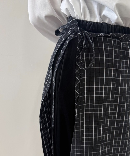 PROVOKE (プロヴォーク)の「CHECK WRAP SKIRT(スカート・レディース・ブラウン/ブラック・FREE)」の11枚目の写真