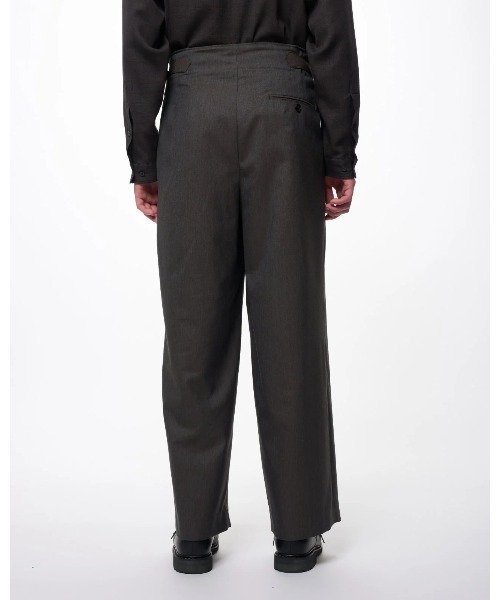 marka(マーカ)の「DOUBLE PLEATED MILITARY TROUSERS(スラックス・メンズ・ブラウン/グレー・2/1)」の10枚目の写真