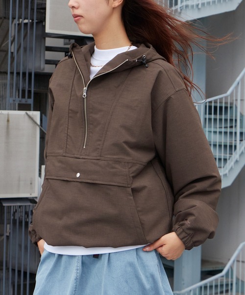 THOUSAND MILE（サウザンドマイル）の「THOUSAND MILE/サウザンドマイル ANORAK PARKER アノラックパーカー 防シワ ストレッチ 保温性 ハーフジップ プルオーバー メンズ レディース 2026年 秋 秋服 冬 冬服（マウンテンパーカー・メンズ・ブラック/ブラウン/チャコール・M/L/XL）」の17枚目の写真