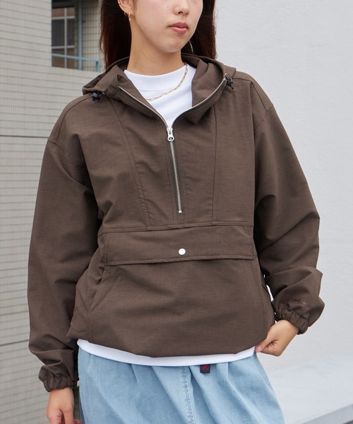 THOUSAND MILE（サウザンドマイル）の「THOUSAND MILE/サウザンドマイル ANORAK PARKER アノラックパーカー 防シワ ストレッチ 保温性 ハーフジップ プルオーバー メンズ レディース 2026年 秋 秋服 冬 冬服（マウンテンパーカー・メンズ・ブラック/ブラウン/チャコール・M/L/XL）」の16枚目の写真