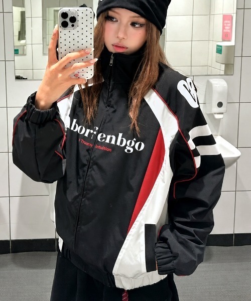 SHEENA(シーナ)の「配色ナイロンブルゾン(ブルゾン・レディース・ブラック・M)」の5枚目の写真