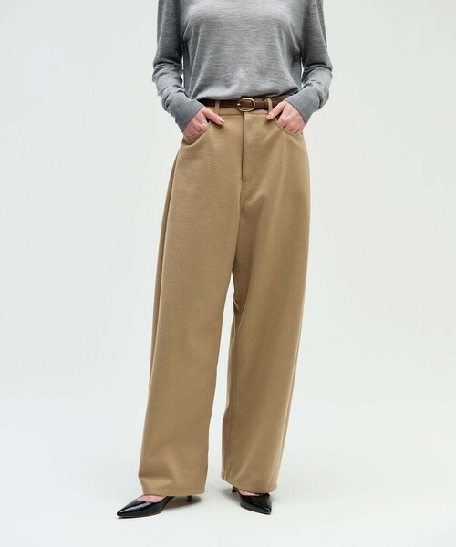 N.O.R.C(ノーク)の「【スムースミルドウール】5ポケットパンツ(その他パンツ・レディース・キャメル/ブラック・S/M/L)」の2枚目の写真