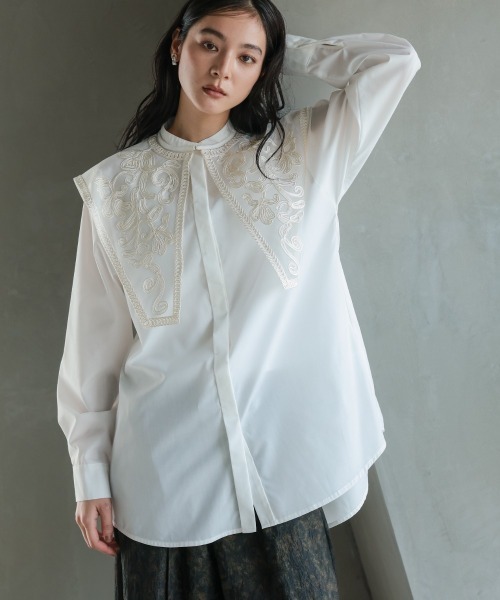 Callarus（カラルス）の「刺繍モチーフ襟付バンドカラーオーバーシャツ［Callarus］（シャツ/ブラウス・レディース・ブラック/ホワイト・LL/L/M/S）」の10枚目の写真