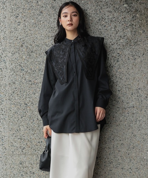 Callarus（カラルス）の「刺繍モチーフ襟付バンドカラーオーバーシャツ［Callarus］（シャツ/ブラウス・レディース・ブラック/ホワイト・LL/L/M/S）」の22枚目の写真