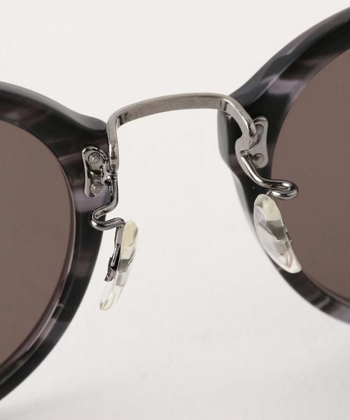 OLIVER PEOPLES(オリバーピープルズ)の「【別注】<OLIVER PEOPLES(オリバーピープルズ)> Lambeau(サングラス・メンズ・ブラック/ダークブラウン/その他・FREE)」の17枚目の写真