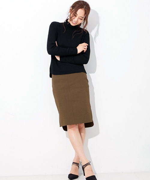 STUDIOUS（ステュディオス）の「STUDIOUS スーパー120Sウールタートルネックニット（ニット/セーター・レディース・ブラック/グレー/オフホワイト・FREE）」の5枚目の写真