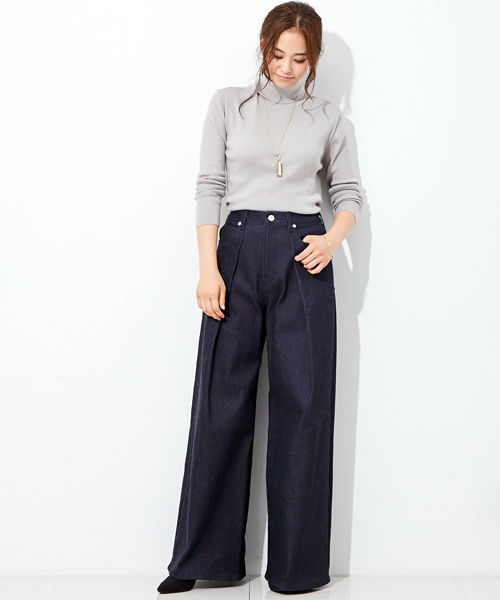 STUDIOUS（ステュディオス）の「STUDIOUS スーパー120Sウールタートルネックニット（ニット/セーター・レディース・ブラック/グレー/オフホワイト・FREE）」の4枚目の写真