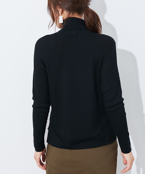 STUDIOUS（ステュディオス）の「STUDIOUS スーパー120Sウールタートルネックニット（ニット/セーター・レディース・ブラック/グレー/オフホワイト・FREE）」の8枚目の写真