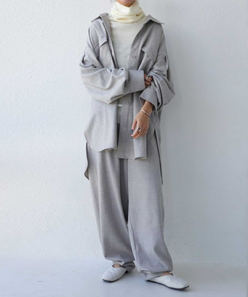 antiqua（アンティカ）の「手元ボタンリブタートルネック（ニット/セーター・レディース・オフホワイト/杢グレー/ブルー/ブラック・M）」の10枚目の写真