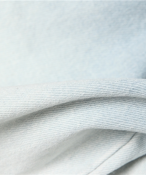 PUNYUS（プニュズ）の「ブリーチフリンジデニムパンツ（デニムパンツ・レディース・ライトインディゴブルー・4/1/3/2）」の12枚目の写真