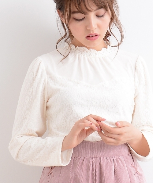 MAJESTIC LEGON（マジェスティックレゴン）の「【WEB限定価格】ドット×レースコンビプルオーバー（Tシャツ/カットソー・レディース・オフホワイト/アイボリー/ブラック・MEDIUM）」の2枚目の写真