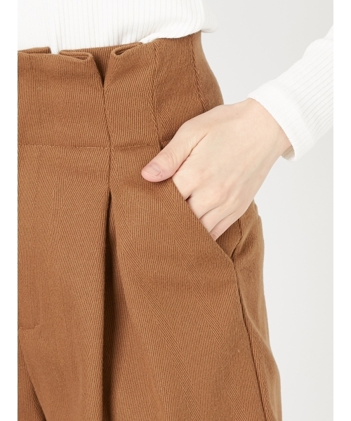 MURUA（ムルーア）の「ワイドベルトショートパンツ（その他パンツ・レディース・ブラック/ボルドー/キャメル・1/2）」の18枚目の写真