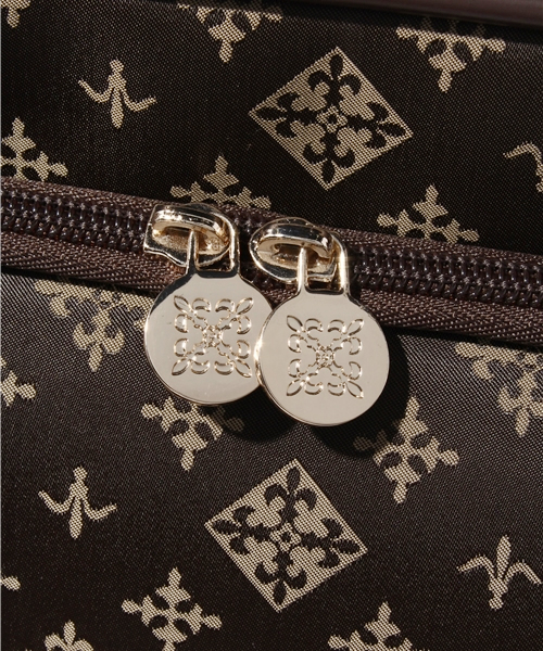 russet（ラシット）の「【russet】ナイロントロリー【travel】（スーツ
