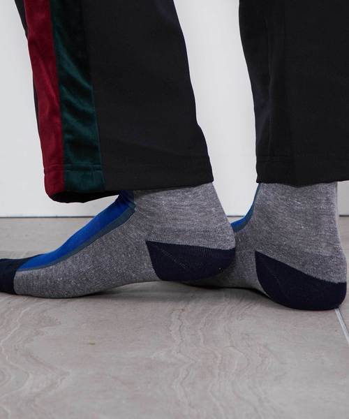 STUDIOUS（ステュディオス）の「【CHICSTOCKS(シックストックス)】CENTER LINE SOX/センターラインソックス（ソックス/靴下・メンズ・ベージュ/ブルー/ライトグレー・LARGE/SMALL）」の5枚目の写真
