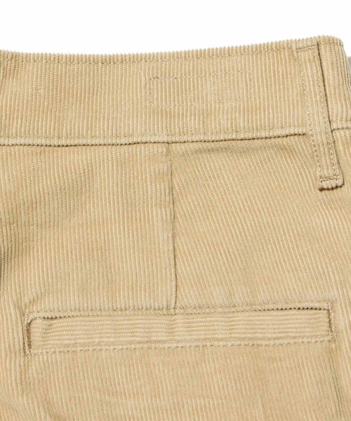 Levi's(リーバイス)の「ワイドレッグプリーツクロップ コーデュロイ TRAVERTI(その他パンツ・レディース・その他・28inch/24inch/25inch/26inch/27inch)」の10枚目の写真
