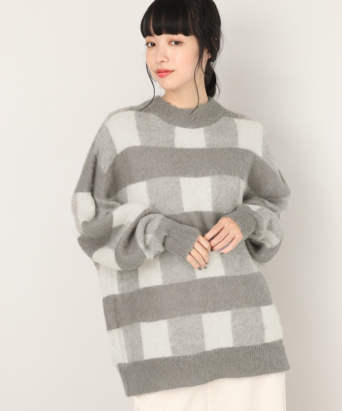 LOWRYS FARM（ローリーズファーム）の「７Ｇチェックチュニックプルオーバー　809295（ニット/セーター・レディース・ブラウン/グレー/イエロー/パープル・FREE）」の2枚目の写真